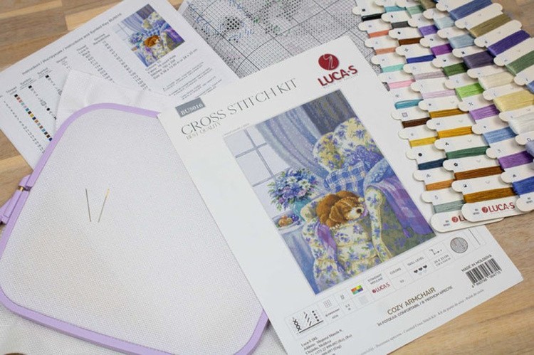 Набор для вышивания «В уютном кресле» — картинка 4