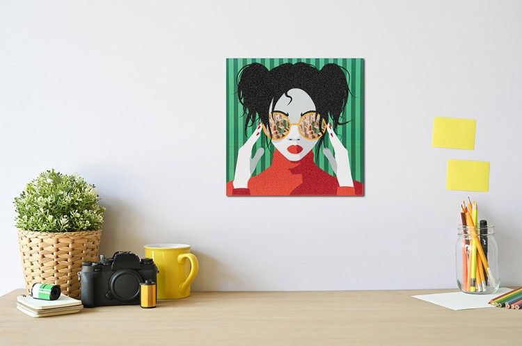 Алмазная вышивка «Постер. Девушка в красном» — картинка 4