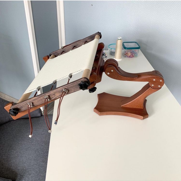 Настольный держатель для пялец «Змей Горыныч» с дополнительными лапками (тик), Дубко — картинка 3