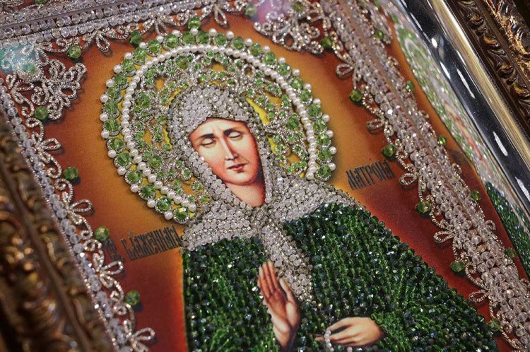 Вышивка Образа в каменьях «Святая Матрона» — картинка 5