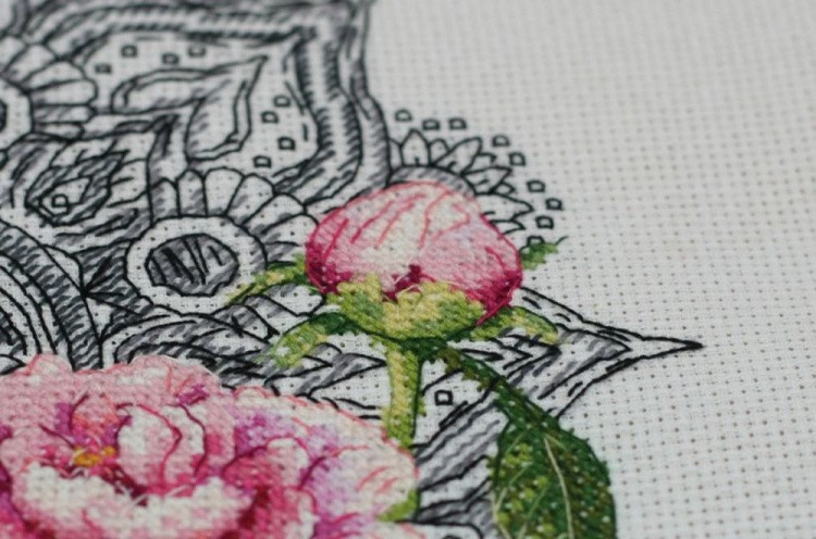 Набор для вышивания «Кружевные пионы» — картинка 3