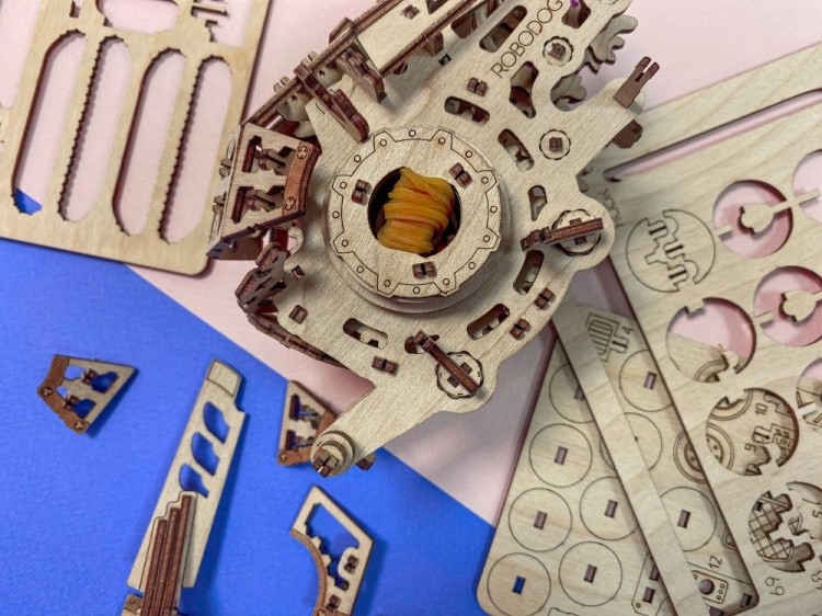 Конструктор из дерева «Шагающий Зообот», UNIWOOD — картинка 4