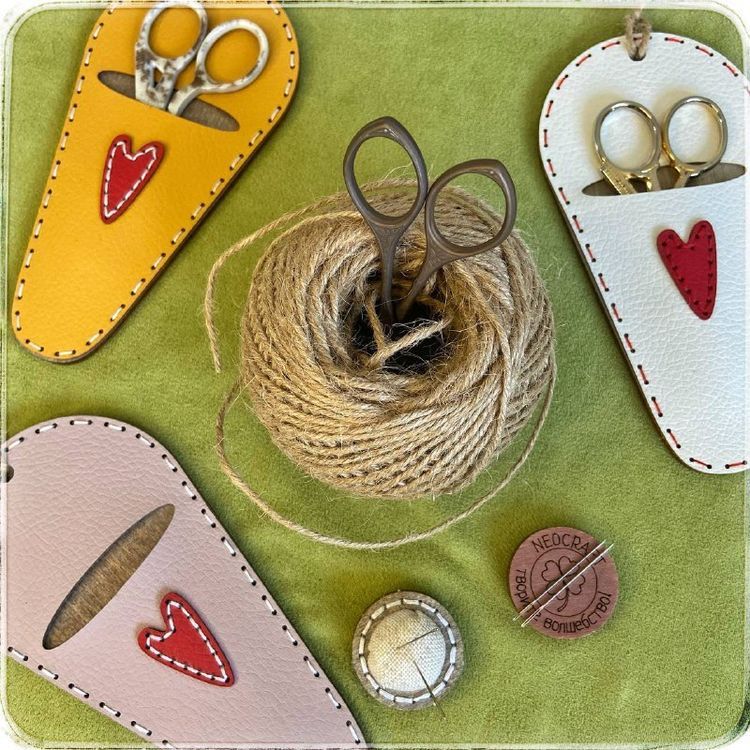 Набор для вышивания «Чехол для ножниц» (желтый) — картинка 6