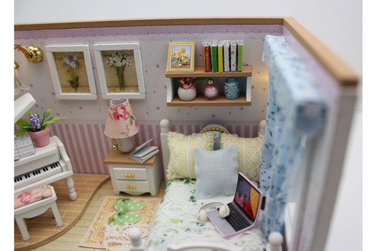 Набор для создания миниатюры (румбокс) «Музыкальная комната (с музыкальным элементом)» (русифицированная версия) — картинка 2