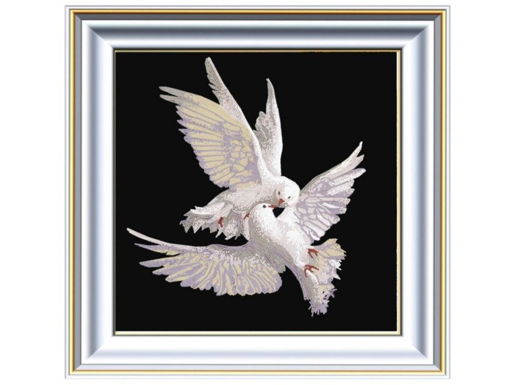 Рисунок на ткани «Пара голубей»