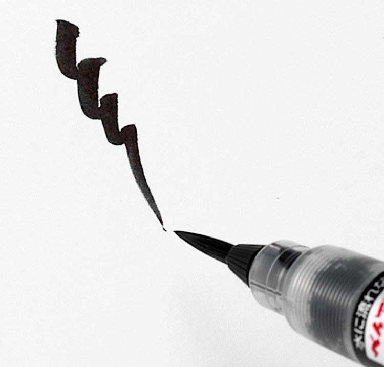 Кисть с краской Brush Pigment, 1-10 мм, 5 мл, цвет: черный, Pentel — картинка 3