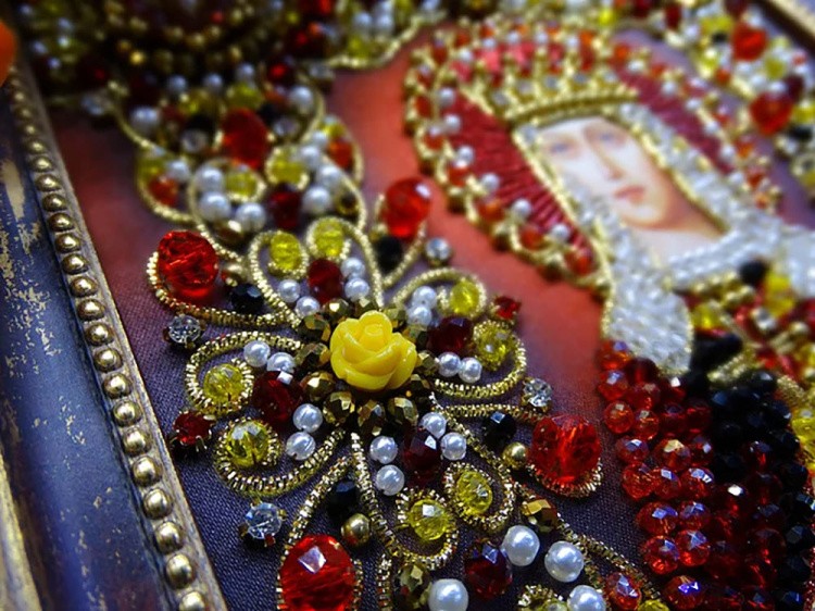 Набор вышивки хрустальными камнями «Святая Людмила» — картинка 4