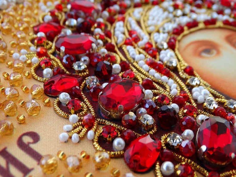 Набор вышивки хрустальными камнями «Казанская (золотая)» — картинка 2