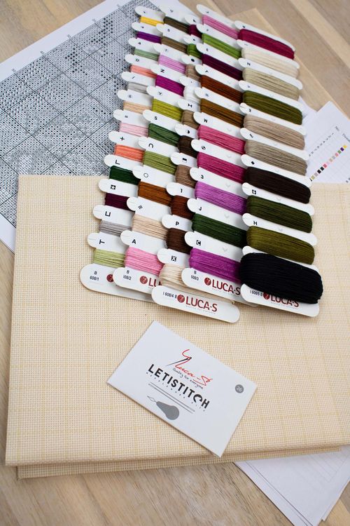 Набор для вышивания «Красные и белые пионы» — картинка 4