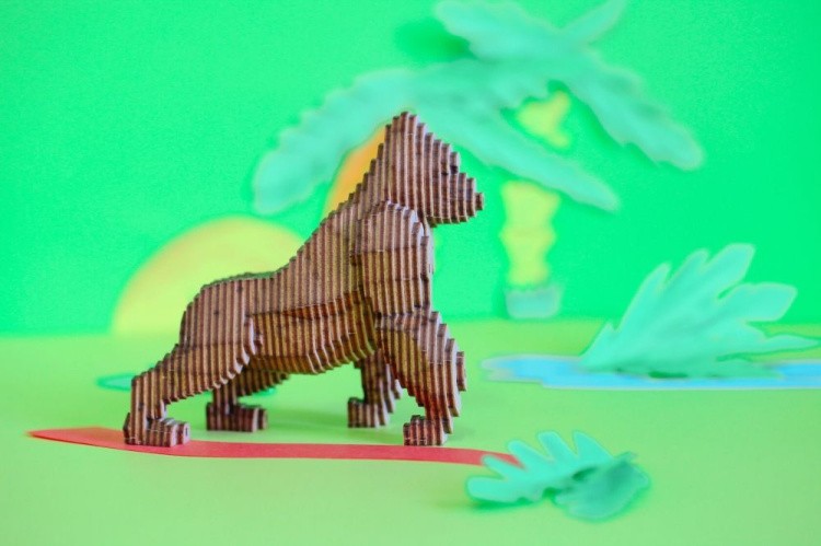 Конструктор из дерева «Горилла с набором карандашей», UNIWOOD — картинка 3