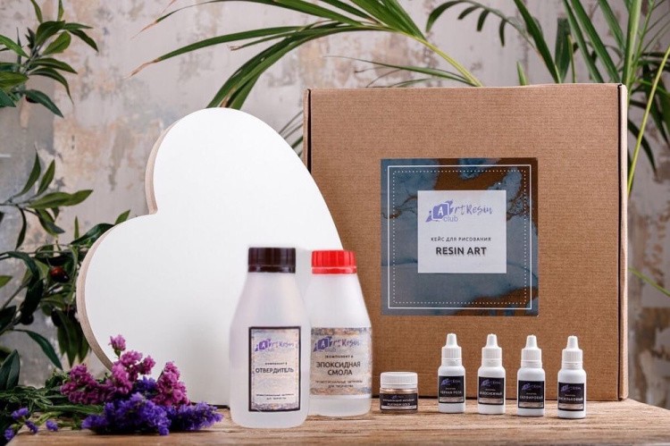 Набор для создания картины эпоксидной смолой Северный бриз (сердце), ArtResin Club — картинка 2