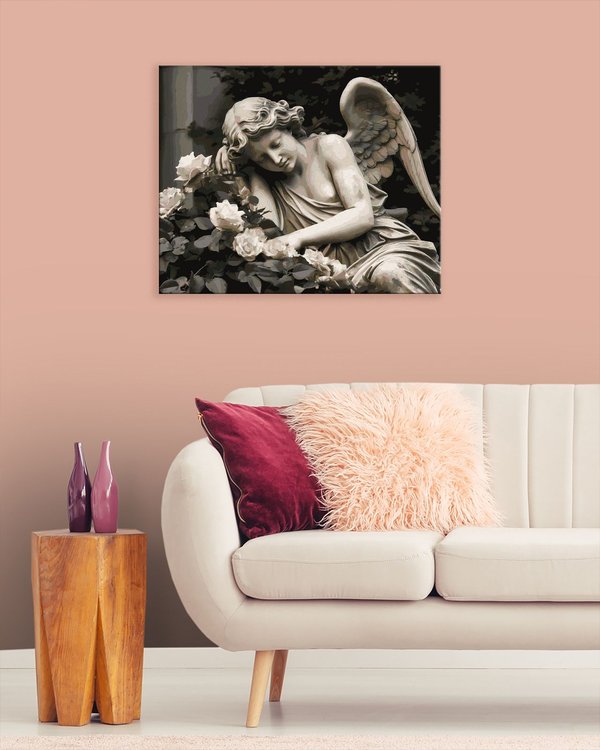 Картина по номерам «Статуя ангела, спящая на розах» — картинка 3