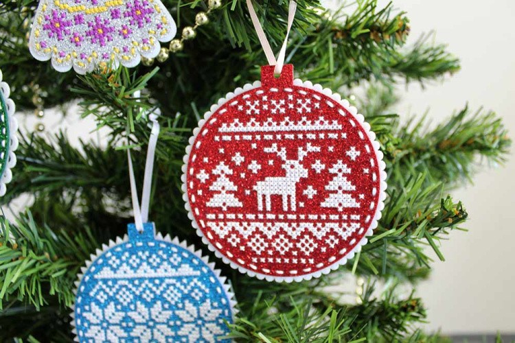 Набор для вышивания «Новогодний шар. Олень» — картинка 4