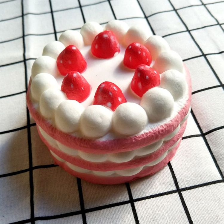 Сквиши Клубничный торт — картинка 5