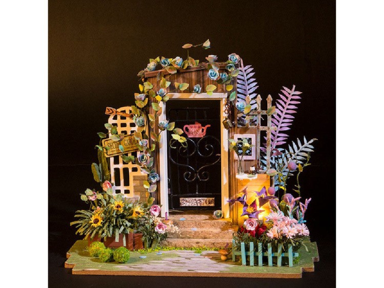 Набор для создания миниатюры (румбокс) «Садовая калитка» — картинка 3