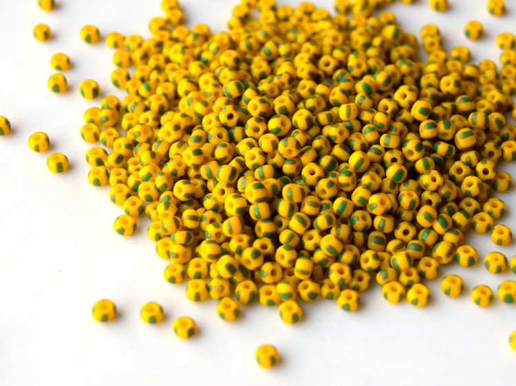 Бисер Preciosa Чехия 311-19001, 10/0, 50 г, цвет: 83520 полосатый — картинка 2