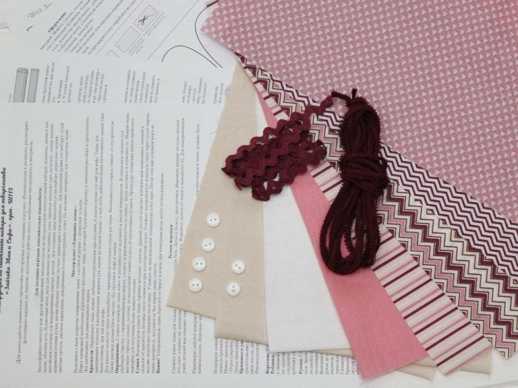 Набор для шитья «Зайчики Эван и Софи» — картинка 2