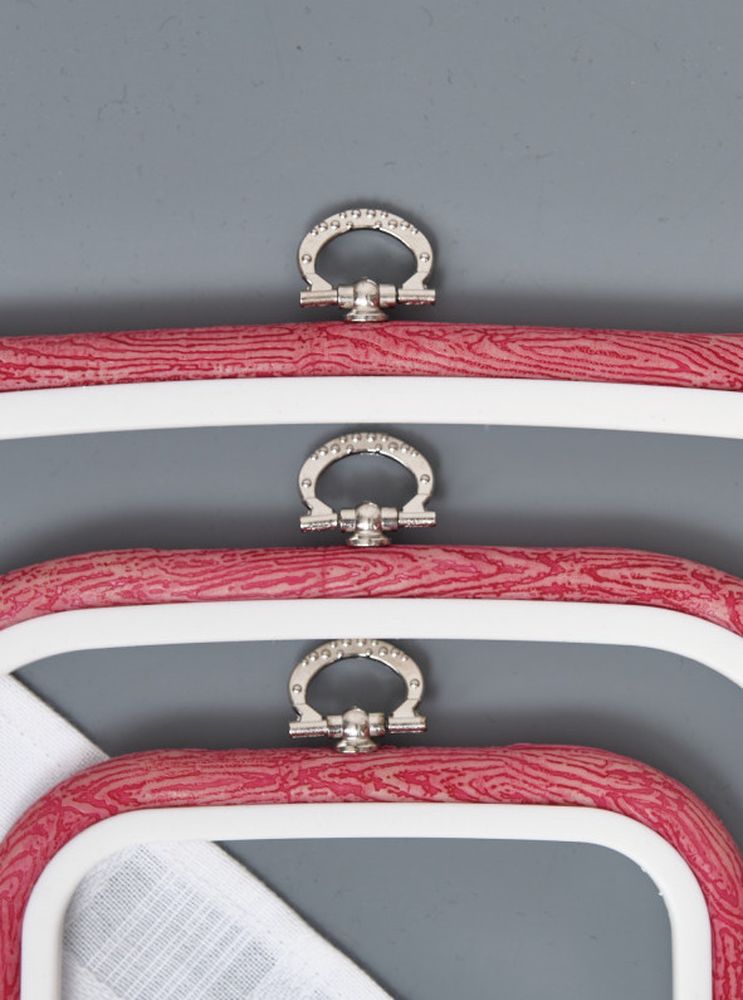 Пяльцы-рамка каучуковые 23х25 см, высота 10 мм, цвет: красный, Nurge — картинка 2