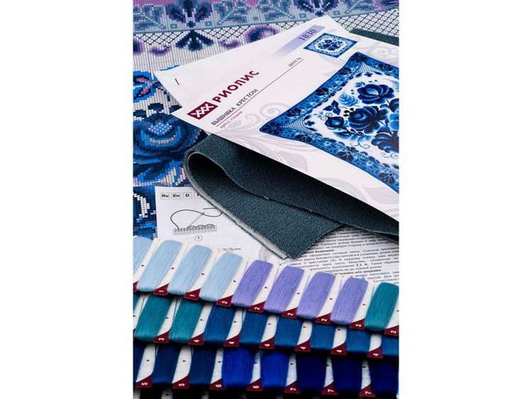 Набор для вышивания «Подушка. Панно. Гжель» — картинка 2