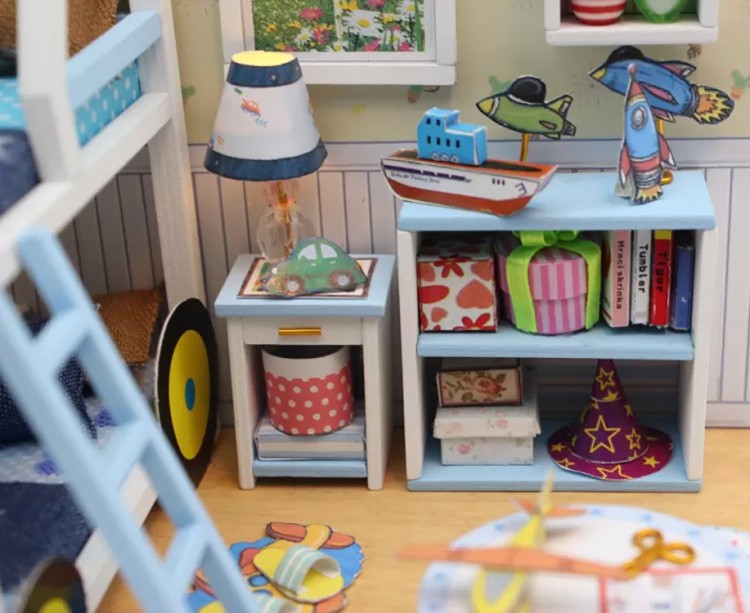 Сборная модель Румбокс. Миниатюрная комната «Спальня Чарли» — картинка 8