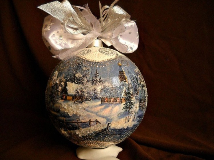 Шары елочные пластиковые белые для декорирования (d 6 см), 4 шт. — картинка 9