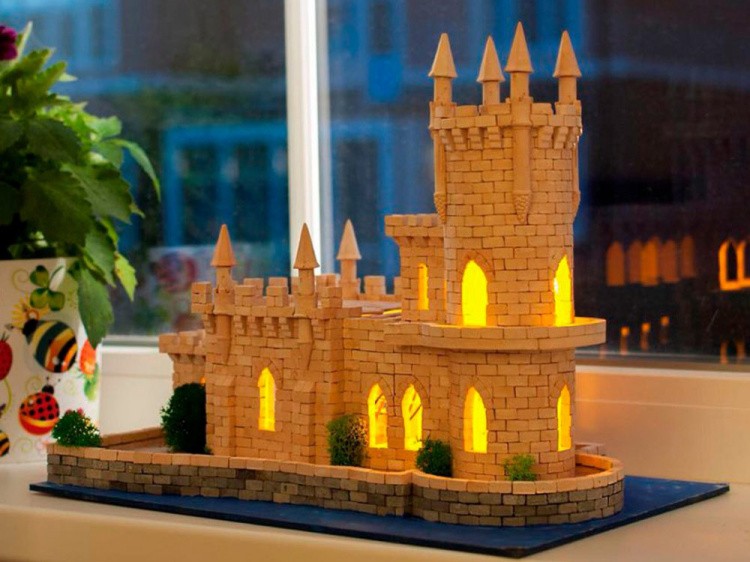 Конструктор из кирпичиков «Ласточкино гнездо (со светом)» — картинка 5