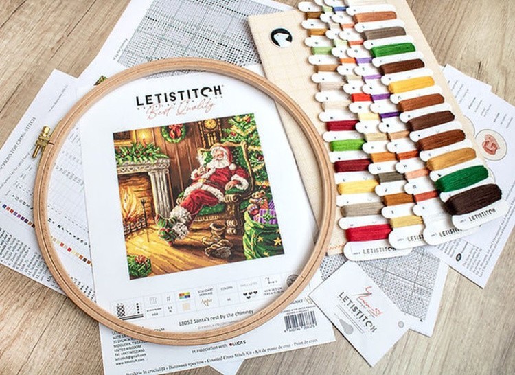 Набор для вышивания «Santa's rest by the chimney» — картинка 6