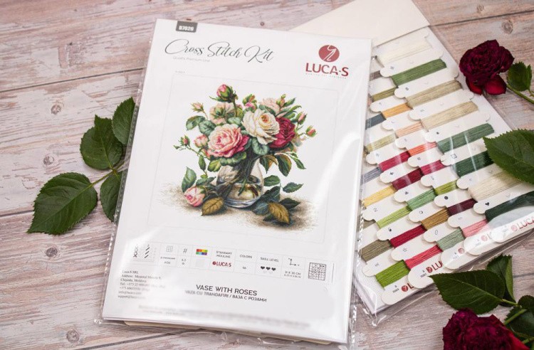 Набор для вышивания «Ваза с розами» — картинка 6