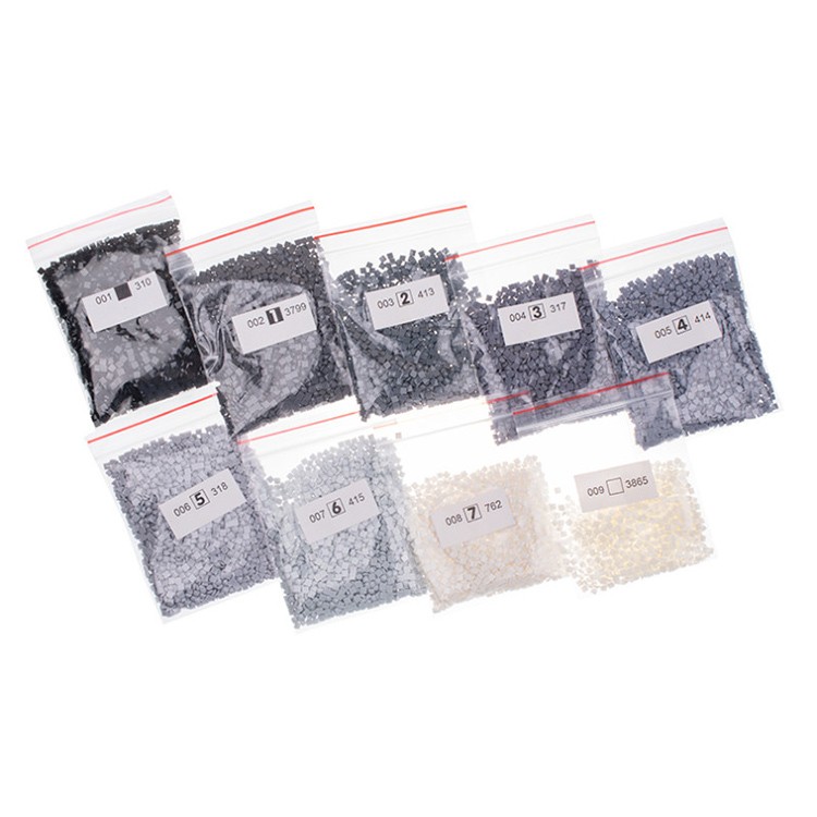 ФотоМозаика. Алмазная мозаика по фото (черно-белые стразы), 30x30 см, Белоснежка — картинка 6