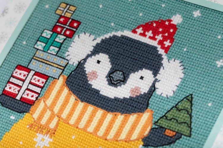 Набор для вышивания «Открытка. День подарков» — картинка 5