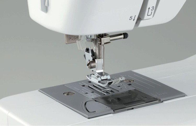 Швейная машина бытовая Brother Strong & Tough — картинка 10