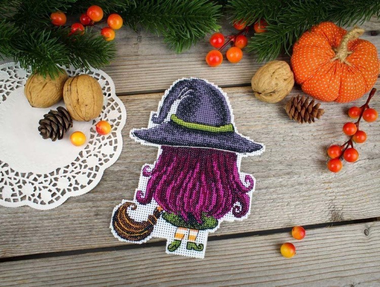 Набор для вышивания «Очаровательная ведьмочка» — картинка 6