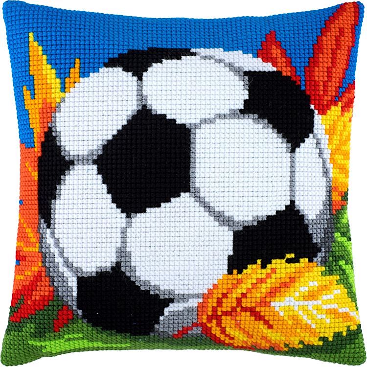 Набор для вышивания подушки «Футбольный мяч», лицевая сторона, Чарівниця