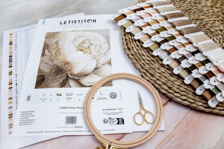 Набор для вышивания «Peony Poses (Пион)» — картинка 3