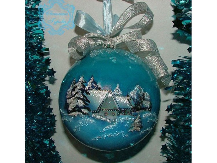 Шары елочные пластиковые белые для декорирования (d 6 см), 4 шт. — картинка 6