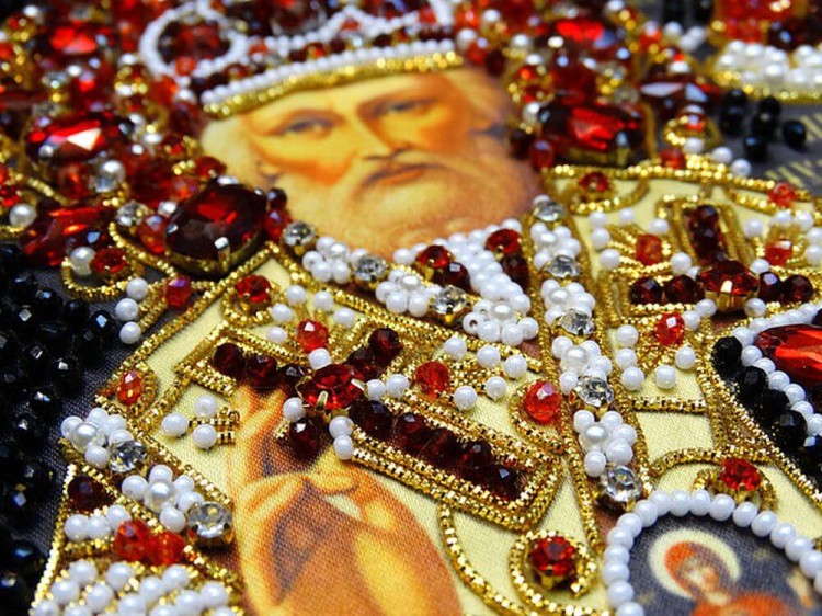 Набор вышивки хрустальными камнями «Николай» (красный) — картинка 2