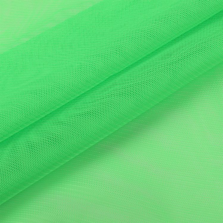 Сетка KRUZHEVO стрейч матовая, 10 м, ширина 150 см, 40 г/м², цвет: 60 неон салат — картинка 6