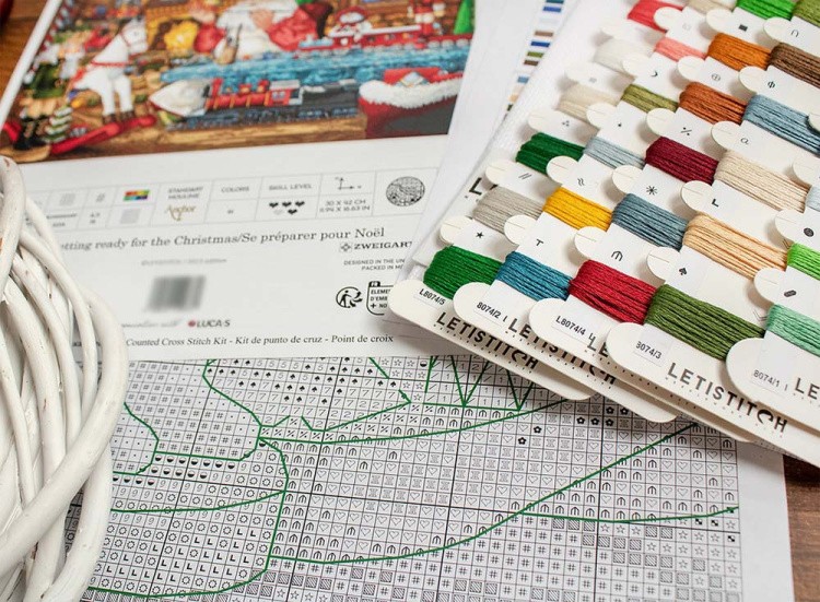 Набор для вышивания «Getting ready for the Christmas (Готовимся к Рождеству)» — картинка 5