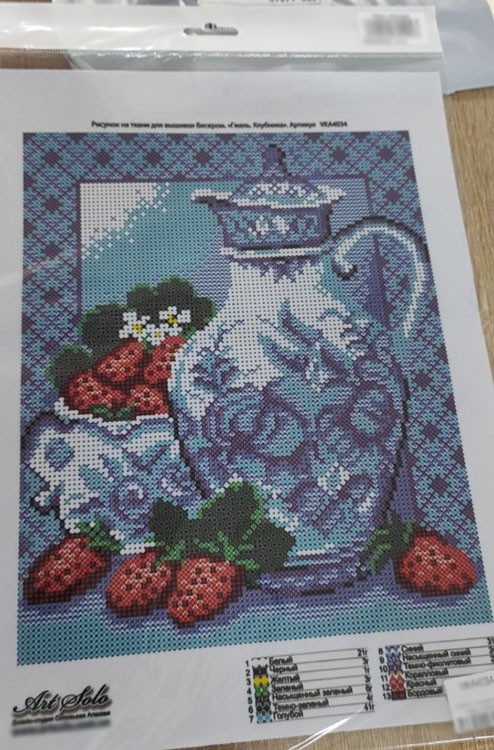 Рисунок на ткани «Гжель. Клубника» — картинка 3