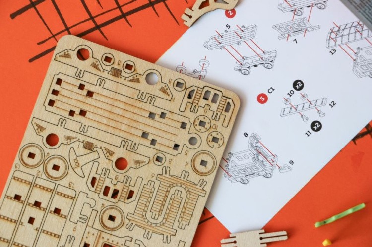 Конструктор из дерева «Пассажирский вагон», UNIWOOD — картинка 4